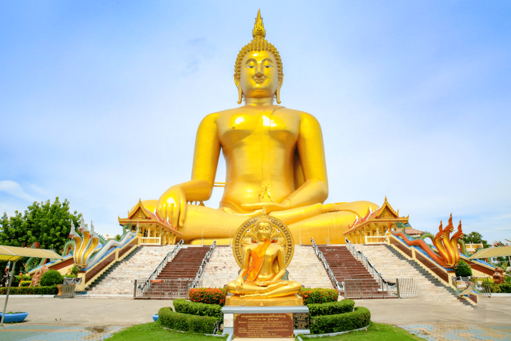 วัดม่วง อ่างทอง หลวงพ่อใหญ่ พระใหญ่ที่สุดในไทย